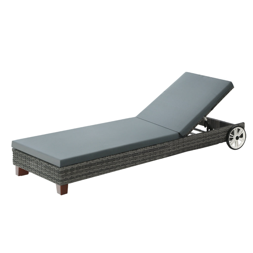 Sun Lounge Wicker Lounger Outdoor Day Bed with Wheels - Grey