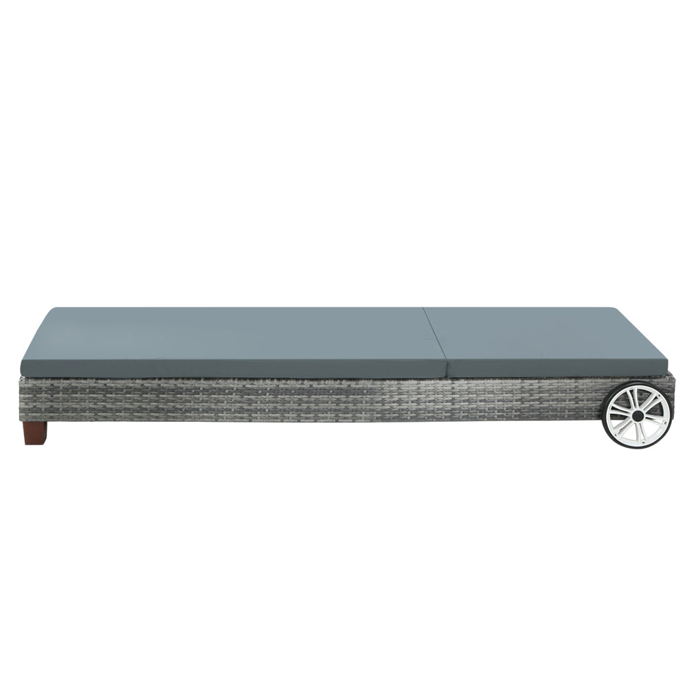 Sun Lounge Wicker Lounger Outdoor Day Bed with Wheels - Grey