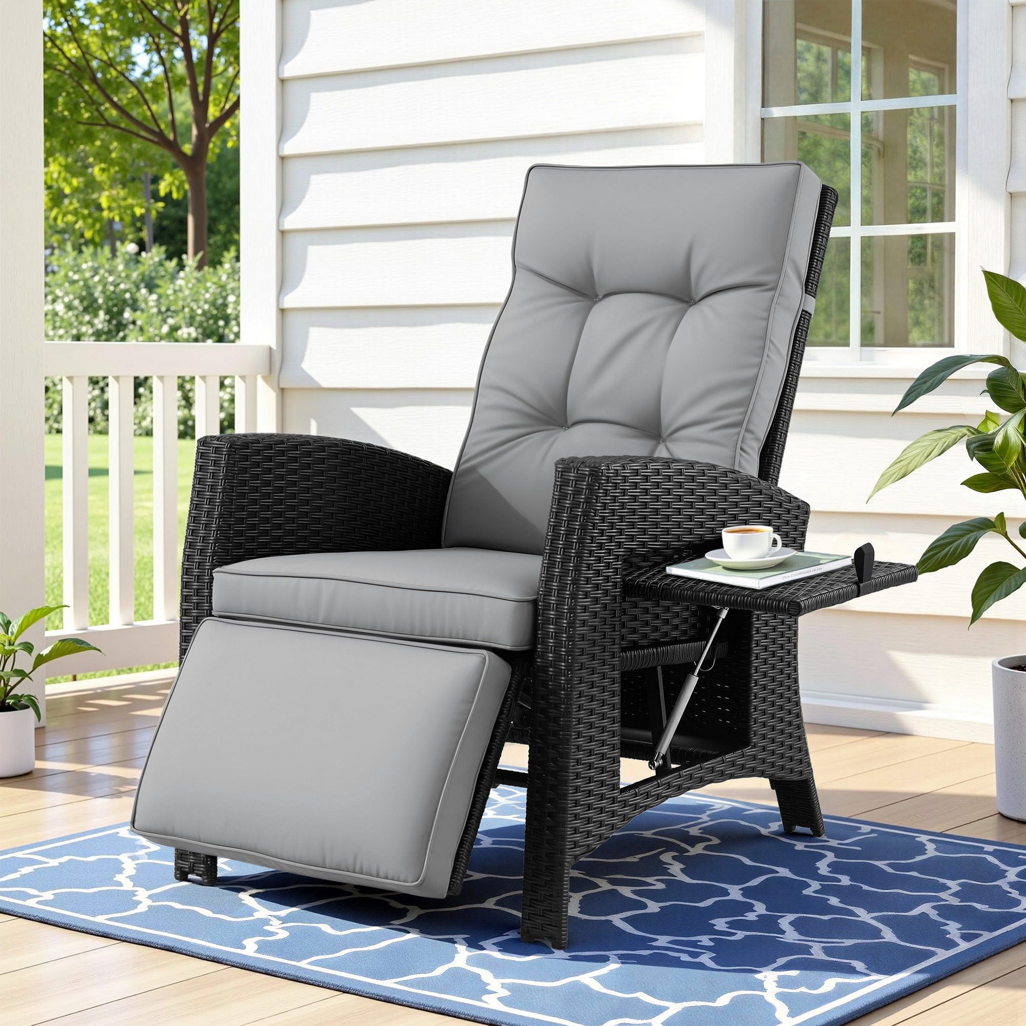 Outdoor Adjustable Recliner Sun Lounge Wicker Patio Chair - Black